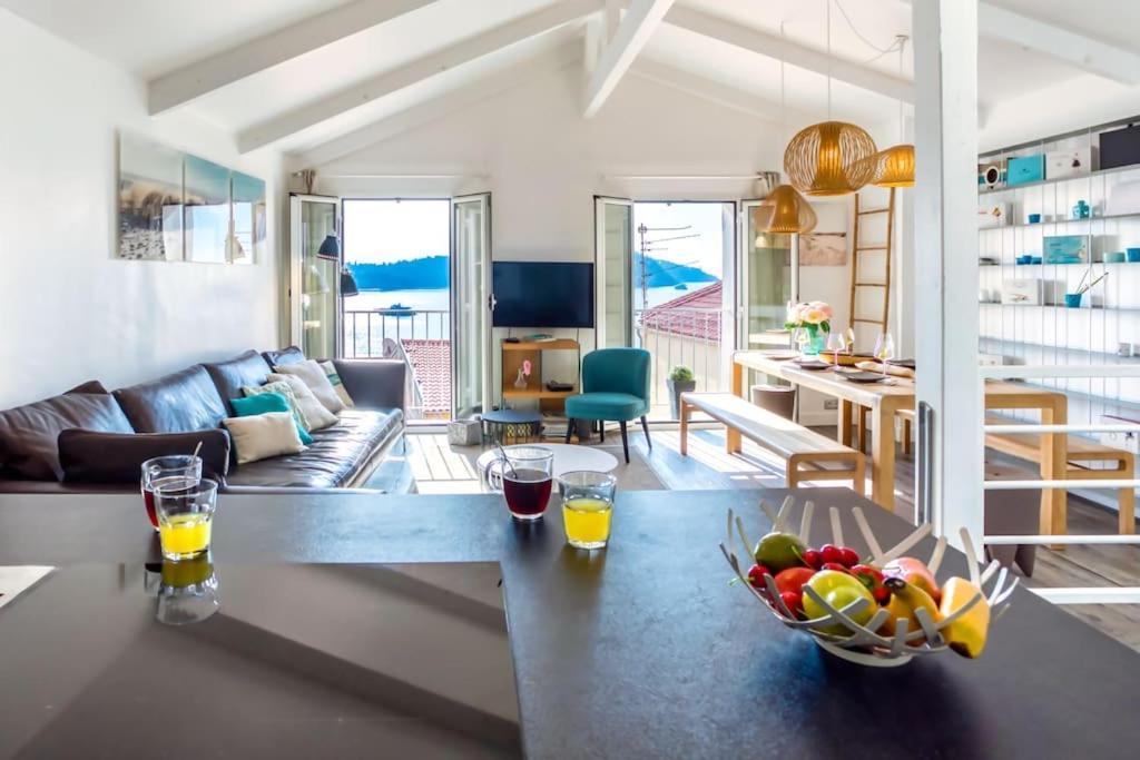 #40 Bright Sea View Suite For 6 2Mins Walk Port & Sea Вільфранш-сюр-Мер Екстер'єр фото